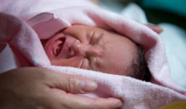 顺产过程视频,从宫缩到分娩的震撼瞬间